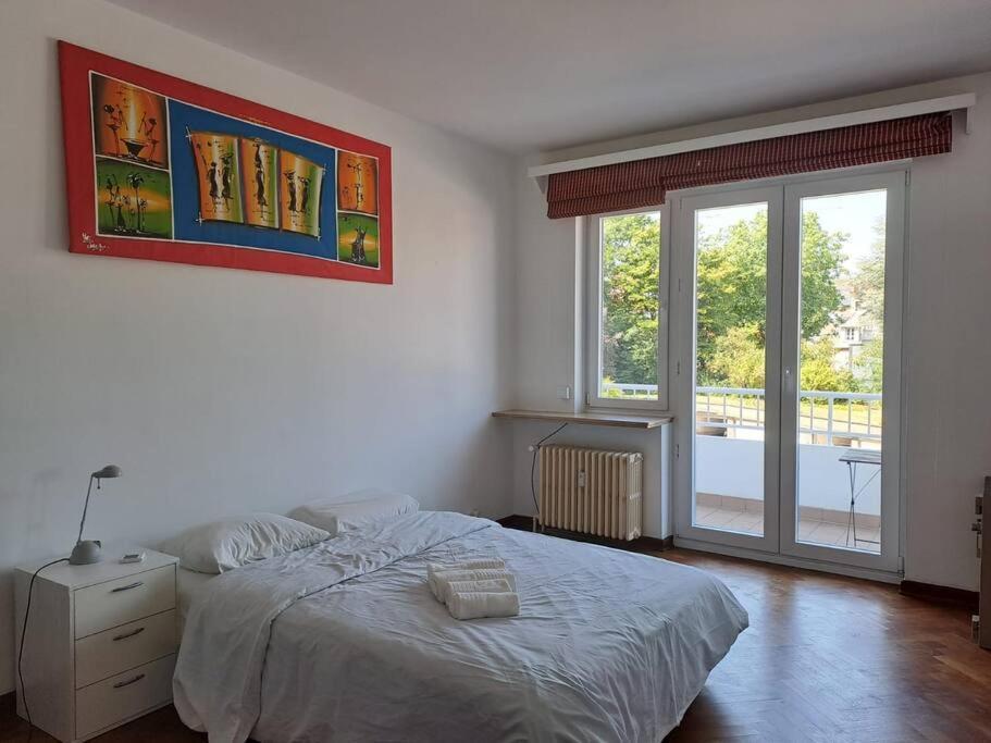 Spacious Apartment Next To Parc Du Cinquantenaire Brussels Exterior photo
